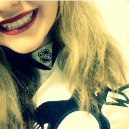 raised in canada, hockey runs through my viens. I bleed black and gold. #gopensgo
