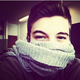 irritante demais, chato, insuportavel, e mesmo sendo assim eu te amo demais, como pode? hahaha lindo da irmã s2 @k_epifanio