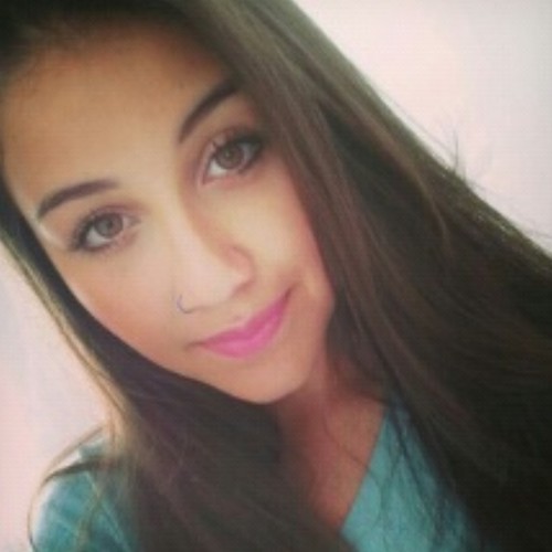 Tenho 17 e sou feliz sendo assim do jeito que sou! ✌