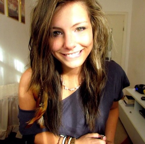Ashlie| Single| Cali Girl| 
DM me, i like to talk :)