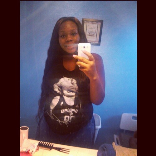 Singleee | Senior 14 | Two Deep Too The Grave Yard W/ Lauren M. | Topped His Last Bitch With No Problem Lmfao