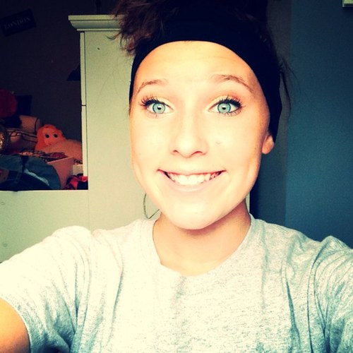 #TeamFollowBack #TeamIDGAF #TeamSingle #TeamFriends! #TeamSmile #Team$$ ! ( :