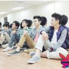 We admire and support chicser. #chicserforever