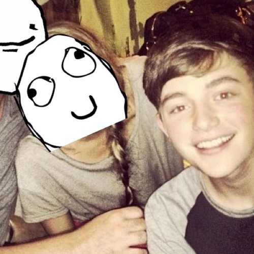 No matter how many haters, how long our distance, how many new singers. We still support you, we love everything about you. No one can replace you. #Enchancer