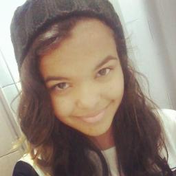 Stephannie. Someone who dreams, and dreams too loud. Meet me :)
