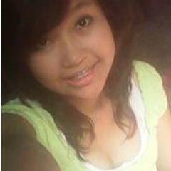 Orangnya imut baik dan bandal :D mempunyai abang kandung bernama @AndryMeelo :)
Kristen Protestan