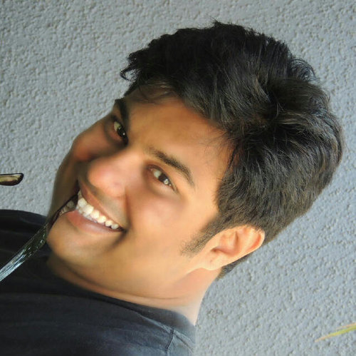 Choreographer. Dance is life. Dreamer. Life is a lavish dream nd i dnt wnt to wake up frm it. Traveller, foodie.