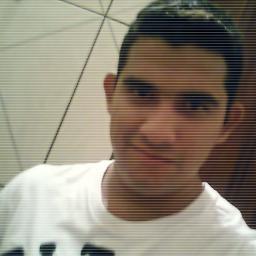 Nunca ande pelo caminho traçado, pois ele conduz somente até onde os outros já foram.