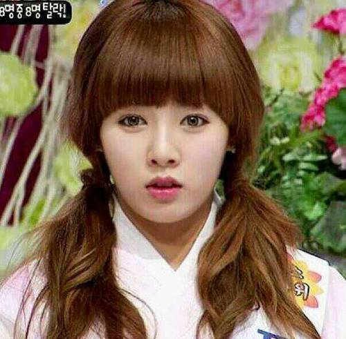 引っ越ししました、引っ越し先はselenagomes_on7です。フォロワーさんはフォローして欲しいなーー                       sinse2012・7・17～2013・8・21