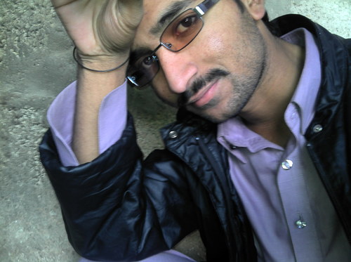 bakramb's profile picture. 