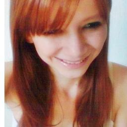 Futura arquiteta.Moro,estudo,trabalho no interior d SP. Sou impulsiva,ansiosa,dramatica,egoísta.Já me apresentaram o amor,mas ele n foi muito com a minha cara.
