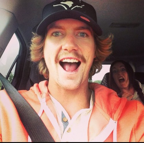 andrewcollard's profile picture. Wine, Food, Facts, Funny, Organic, Health, Gym, Politics and Pictures. Life as we know it and more. Explore your surroundings.