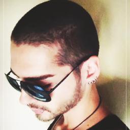 I do imagines about TOKIO HOTEL ~I often sit and are completely gone in dreams or thoughts.