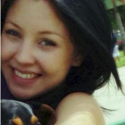Estudante de Rádio e TV, geminiana, sonhadora, menina, mulher e  que mais eu quiser!