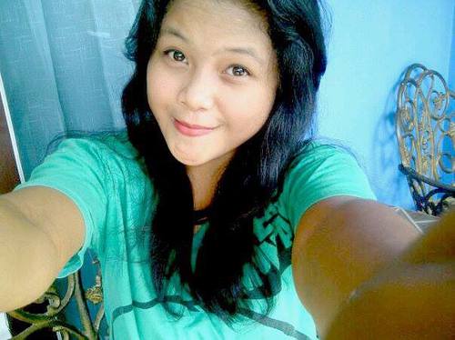 Berharap dia juga mencinntaiku seperti aku mencintai nya ~ :*
