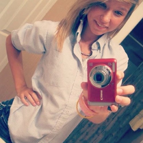 Ashleybrook20's profile picture. God is always first in my life and i am 18 years old ! I love alabama football !! Follow me and ill follow back !!