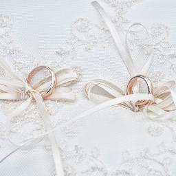 Le tue nozze in foto, con semplicità e spontaneità.
Le foto del vostro matrimonio, al naturale.