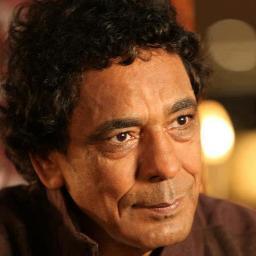 و ماتحاولش تقرب عشان حياتك هتبقي جحيم ,, بحب#منير #شعر#هارمونيكا