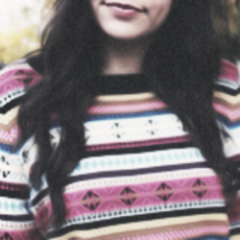 keep smiling, it looks beautiful on you | reminder from    @randomstyIes