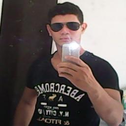 Sou Rondoniense .Amo rodeio  e pizza e sou Sao paulino de Coracao