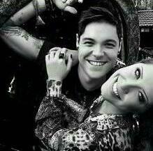 Em homenagem ao casal mais querido e mais fofo desse brasil @naseroficial @OficialGanacin