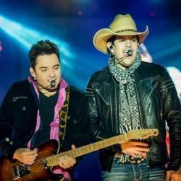Perfil dedicado a Fernando e Sorocaba,suas composições e atualizações da dupla - FÃ PAGE - apaixonadíssima por F&S