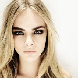 Cara Twerking (@ShakingHerAss) Twitter