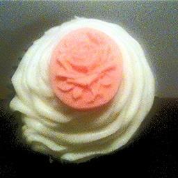 GinghamCakeComp's profile picture. Cakes, cupcakes and delicious treats! Delivery around Liverpool.    75 Rocky Lane L6 4BB  07926493773