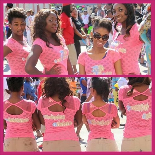 Models that dance For more info email us at kamikazegirlz@outlook.com