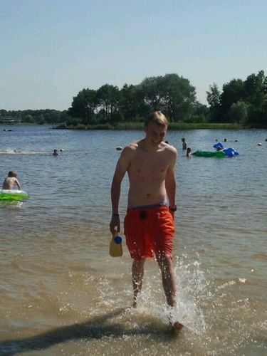 16 Jaar / Voetbal / Wielrenner / Tour de France fan / Heerenveenseboys / Micheal v Gerwen en Simon Whitlock !