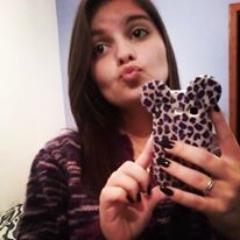 Never forget who you are !
Pequena do Lucas ♥
                                                     Instagram: sahgomz