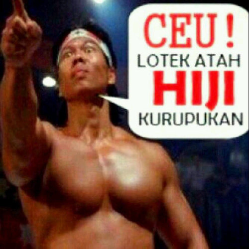 Nyuruh aku utk berhenti mencintai kamu dan ngelupain kamu itu sulit bgt, sesulit ngaheot bari nyikat huntu :( #HARDOLINE daHar moDol onLine #sip
