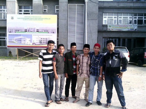 tommyshr's profile picture. bahagia dunia bahagia di akhirat terhindar dari api neraka
aamiin