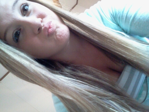 emily33464291's profile picture. 