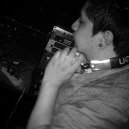 /Electronic Music/ Vag Lovers/I Love This Game/ Facebook: Qiwiitoxiico