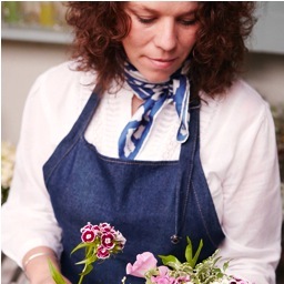 Owner of Floral Circus. Event flowers, workshops and floral parties