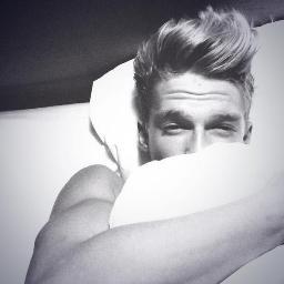 Esto se volvió mi pagina Oficial! Tengo 15 años Soy Colombiana

 & @CodySimpson y @AlliSimpson me Siguen  18/04/13 ♥
 
steal a kiss dream cody ♥