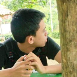 Keep calm and you'll never walk alone
{L.I.V.E.R.P.O.O.L}