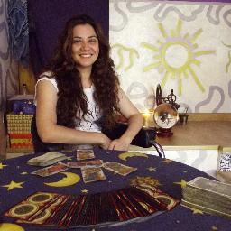 Tarotista profesional.
Para contactar conmigo,dudas u orientación.
nieveslopeztarot@gmail.com o me puede mandar un wasaps al 648111638.