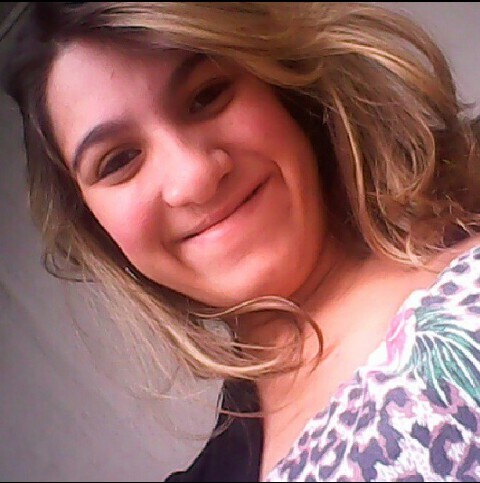 - Os ventos que às vezes tiram algo que amamos, são os mesmos que nos trazem algo que aprendemos a amar.  Bob Marley ..*