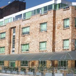 Hotel ubicado en la localidad de Teusaquillo llamada por muchos la localidad de la cultura.