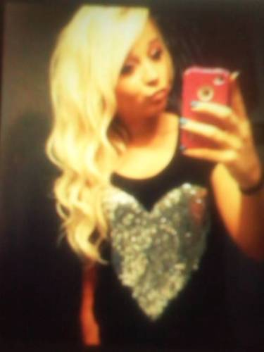 shawnee_tweets's profile picture. #liveLoveLaugh #teamIphone #teamfollowBack *searching for mister right* #kirkoBangz is a babe!