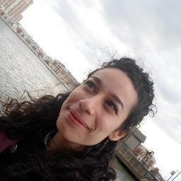 Biology science student at USTHB, joueuse occasionnelle, web addict, challenges addict, littérature addict
