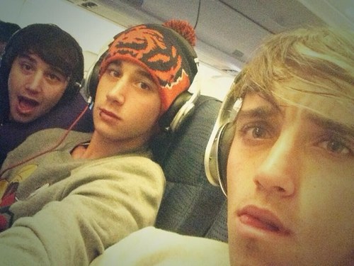 DontJanoWhoiam's profile picture. We're melbourne born we're melbourne bred. 3/5