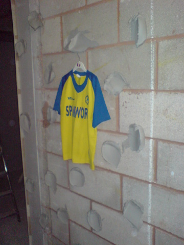 The Torquay shirt was buried in a lo
cal rival pro club not to far away from here!!!By https://t.co/VVLnmymiE5 on the shirt.