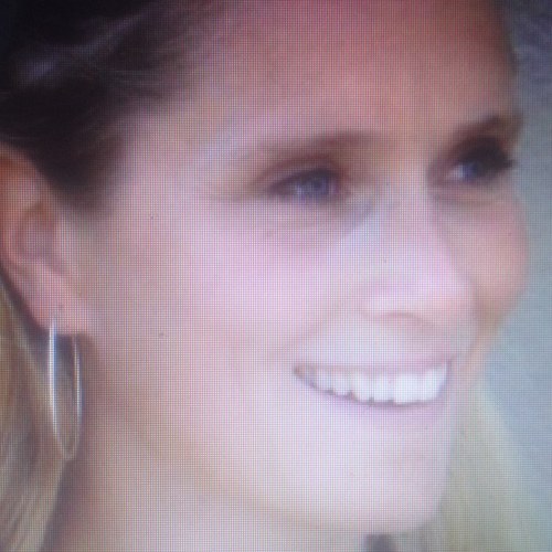 Eigenaar  http://t.co/h5VnDePr7b - mama van 3 - moderne dans - C2C -hardlopen - skieen - espresso - chocola - sushi
