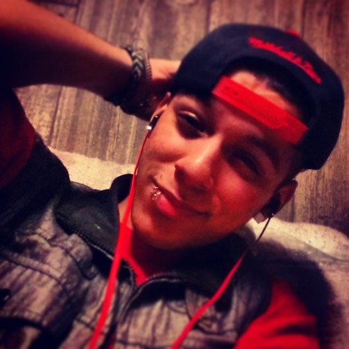 IG:_nikorodriguez Follow me , ill follow back :)