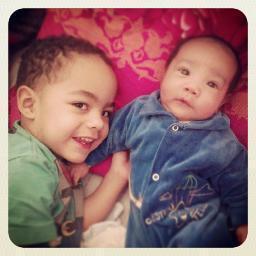 Aline Lima Santana Da silva Casada com Thiago Santana Da silva, e mae do Vitor l S Da Silva e murilo lima santana da silva , Todos Adoradores