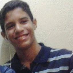 Às vezes a gente tem que rir dos problemas.