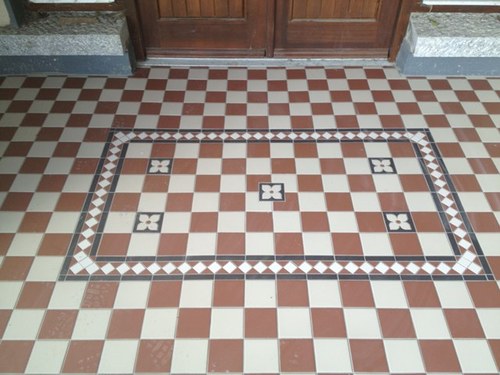Wall and floor tiling contractor Book us now for a free consultation and quote!